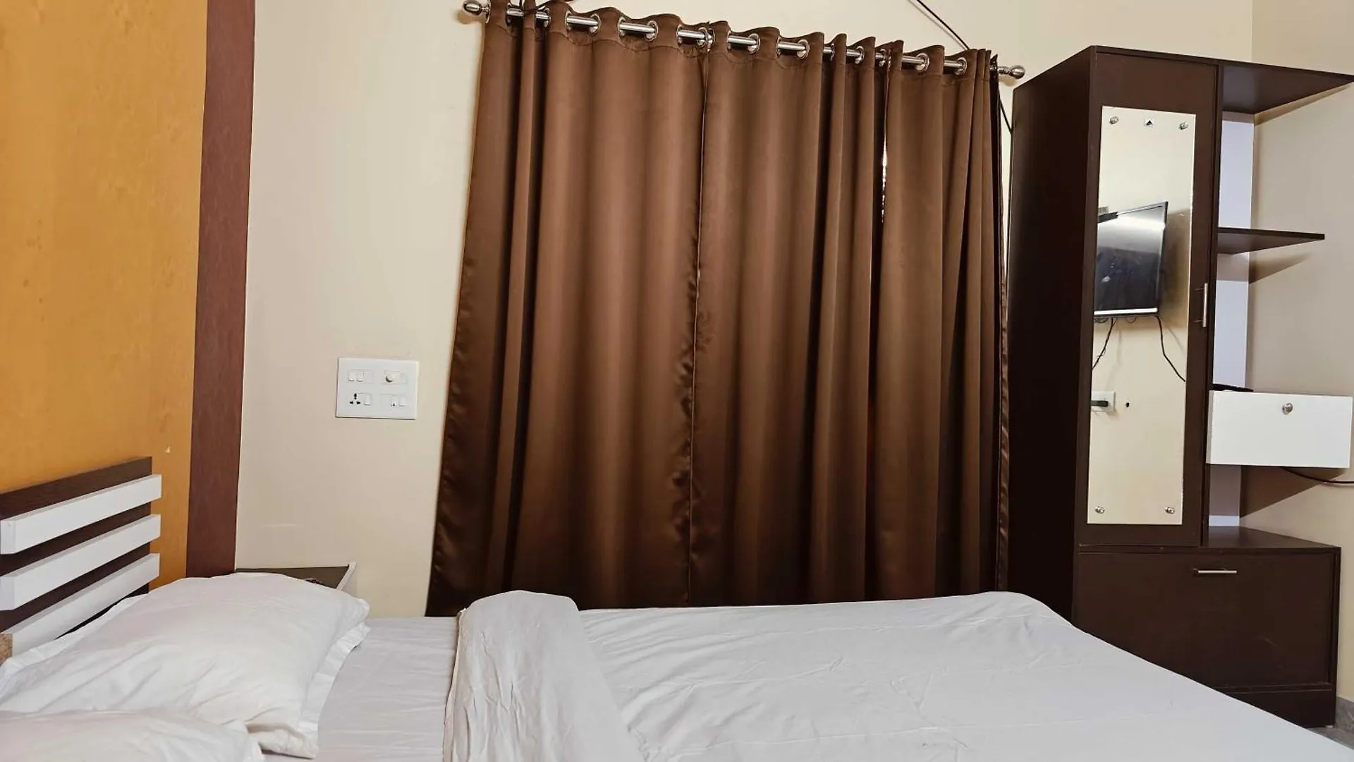 Hotel O Kazhakkoottam Near Technopark Phase 3 New Delhi 3*,