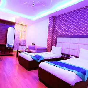 3* Hotel The Rts Plaza