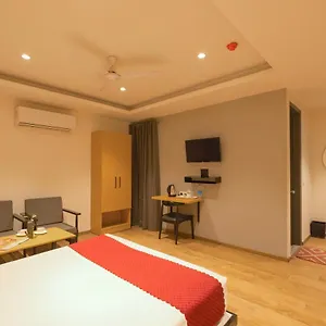 3* Hotel The Grand Tashree At Delhi Airport
